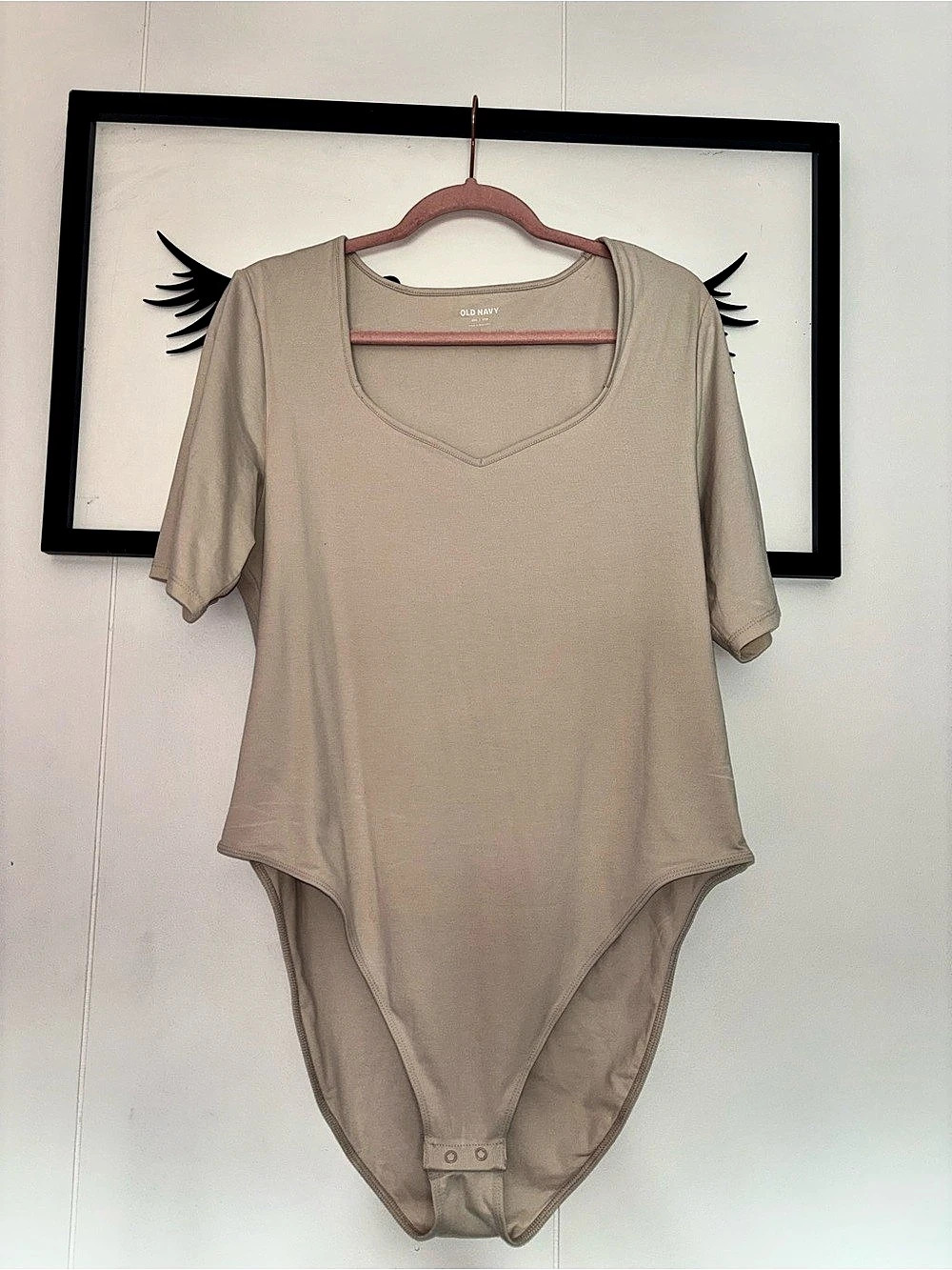 Old Navy Short-Sleeve Scoop-Neck Bodysuit Brown XXL